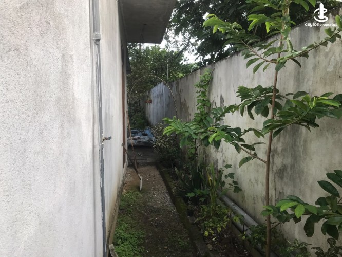 House for Sale in Kaduwela - Two-Story House for Sale in Kaduwela - photo 9