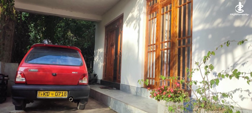 House for Sale in Kandy - House for sale in Kandy - photo 1