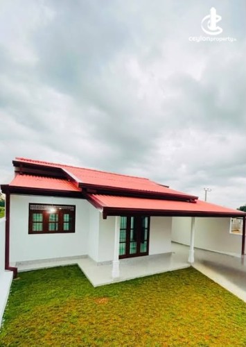 House for Sale in Kesbewa - House for Sale in Kesbewa - photo 1