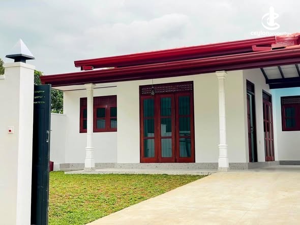House for Sale in Kesbewa - House for Sale in Kesbewa - photo 2