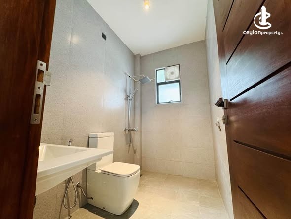 House for Sale in Kelaniya - House for Sale in Kelaniya - photo 4