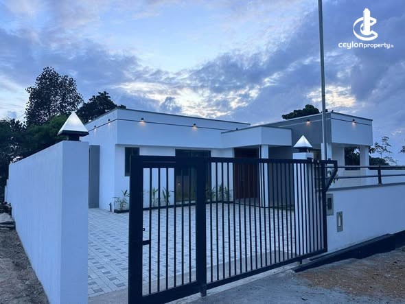 House for Sale in Kandy - House for Sale in Kandy - photo 1