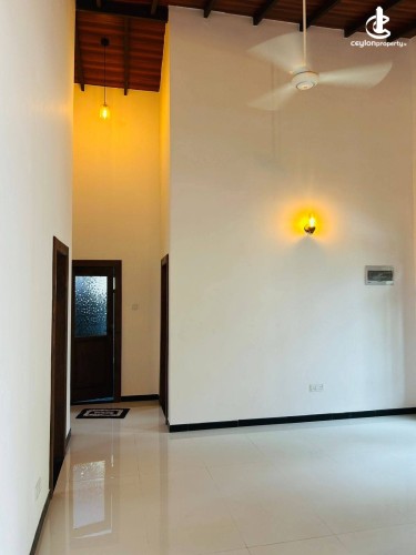 House for Sale in Meegoda - House for sale in Meegoda - photo 4