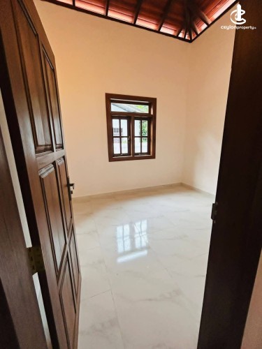 House for Sale in Meegoda - House for sale in Meegoda - photo 8