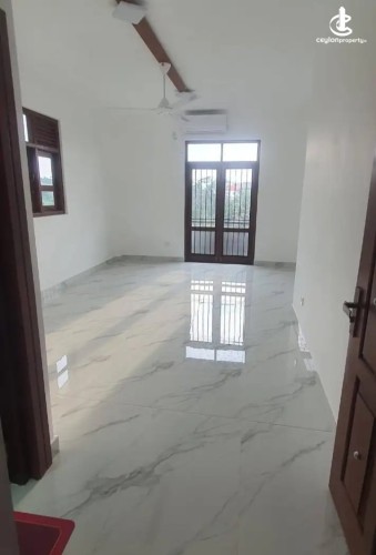 House for Sale in Malabe - House for Sale in Malabe - photo 4