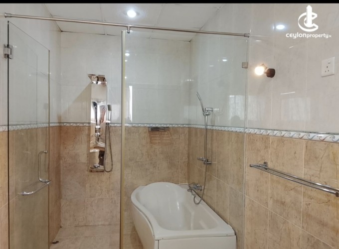 House for Rent in Thalawathugoda - Spacious Fully Furnished Luxury 05 Bed Rooms House for Rent in Thalawathugoda - photo 11