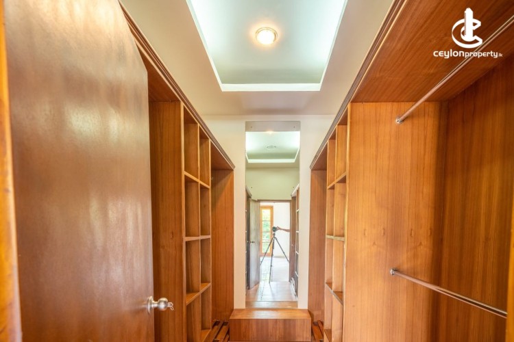 House for Sale in Boralesgamuwa - Boralesgamuwa 3880 SqFt 4 Bed House On 15 Perch For Sale - photo 12