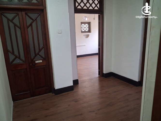 Commercial Property for Rent in Colombo 4 (Bambalapitiya) - OFFICE SPACE FOR RENT – COLOMBO 04 - photo 1