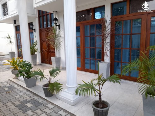 House for Sale in Dehiwala - Dehiwela-Malwatta Road (Galle Road)House for sale