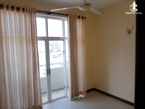 Apartment for Rent in Colombo 4 (Bambalapitiya) - Simple and Decent Apartment for Rent in Colombo 4