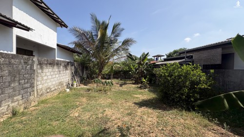Land for Sale in Kahathuduwa - Residental Land For Sale near Kahathuduwa Highway Entrance!