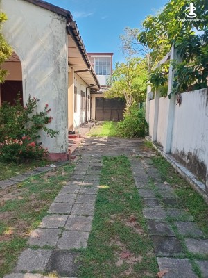 Land for Sale in Moratuwa - Land with House for Sale