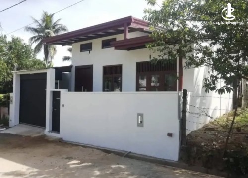 House for Sale in Meegoda - House for sale in meegoda