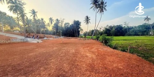 Land for Sale in Kadawatha - Land for sale in Kadawatha