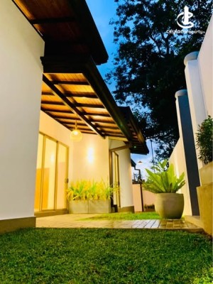 House for Sale in Meegoda - House for Sale in Meegoda