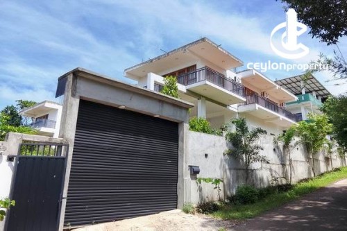 Apartment for Rent in Hikkaduwa - APARTMENTS & ENTIRE RESORT FOR RENT – Hikkaduwa, Narigama Villa Zone