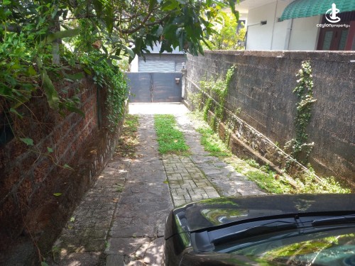 Land for Sale in Kottawa - Land with Existing House for Sale – Kottawa