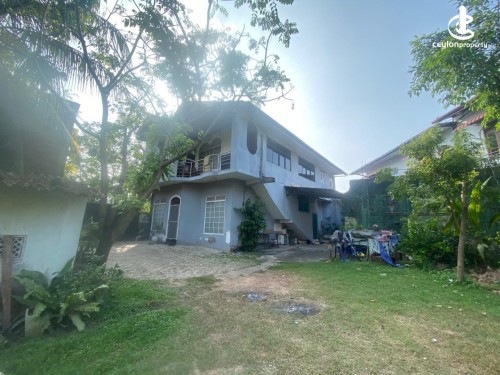 Land for Sale in Wattala - Spacious Two Story House for Sale in Wattala