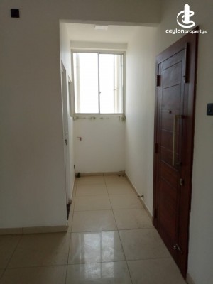 Apartment for Sale in Colombo 4 (Bambalapitiya) - Daffodil Apartment Un-furnished 3 Bedroom Apartment For Sale