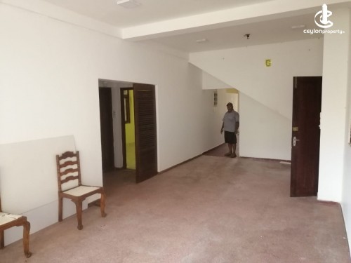 Apartment for Rent in Colombo 4 (Bambalapitiya) - Private Building 5 Bedroom Apartment For Rent (A12739)