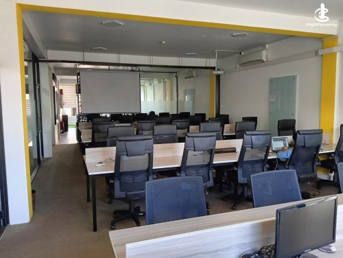 Commercial Property for Sale in Colombo 4 (Bambalapitiya) - 2480 Sq.ft Commercial Building Sale in Colombo 04 - CP33944