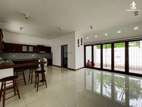 Commercial Property for Sale in Pannipitiya - 5,200 Sq.ft Commercial House for Sale Pannipitiya - CP35412