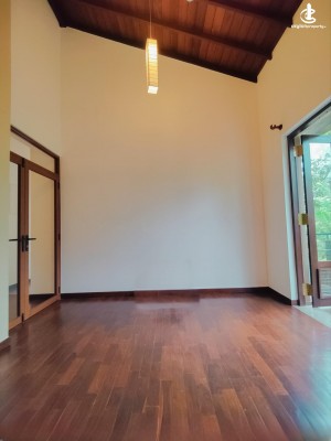 House for Sale in Pannipitiya - 04 Bedroom House for Sale in Pannipitiya - HL35542