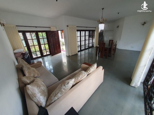 House for Sale in Rajagiriya - 12 Perches - Unfurnished house Sale in Rajagiriya - HL35581