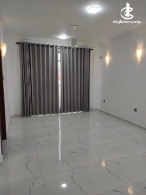Apartment for Rent in Colombo 3 (Colpety,Kollupitiya) - Green Land Residencies-3Rooms Furnished Apartment - A35362