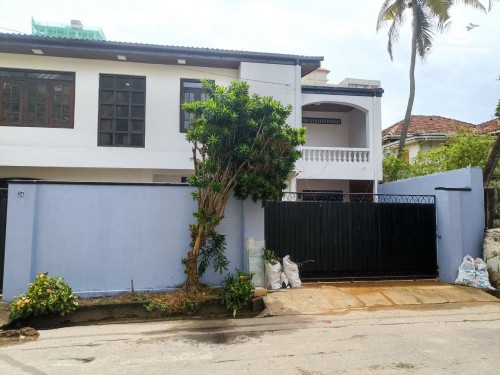 Commercial Property for Rent in Colombo 6 (Wellawatta,Pamankada,Kirulapona South) - 06 Room Commercial Property for Rent at…
