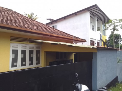 Land for Sale in Nugegoda - 15.3 Perch Land with a Livable House for Sale in Nugegoda
