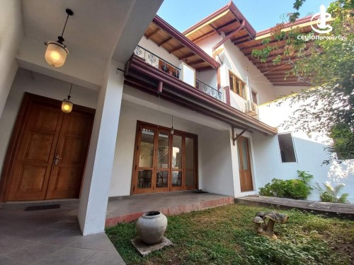 House for Sale in Nugegoda - 15.06 P Land with 05 BR Luxury House for Sale in Mirihana