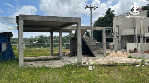 House for Sale in Malabe - 6.45 P Land with Partially Built House for Sale in Malabe