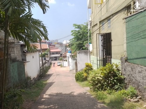 Land for Sale in Nugegoda - 06 Perch Land with a Livable House for Sale on Edirigoda Roa