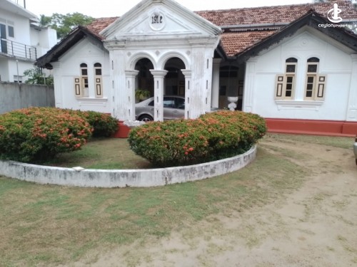 House for Sale in Moratuwa - 73 P Land with 06 Bedroom Vintage House for Sale in Moratuwa