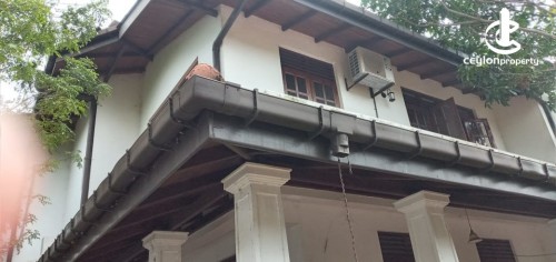House for Sale in Battaramulla - 27 P Land with Luxury 04 BR House for Sale in Battaramulla