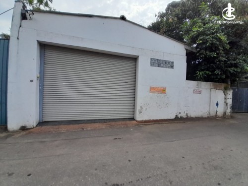 Land for Sale in Colombo 8 (Borella) - 11.59 P Land with 04 BR Livable House for Sale in Colombo 08