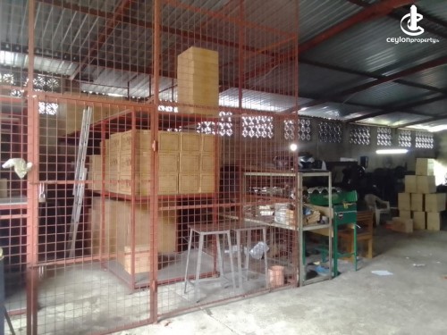Commercial Property for Sale in Colombo 5 (Narahenpita,Havelock Town,Kirulapona North) - 16.4P Commercial Land with a Wareho…