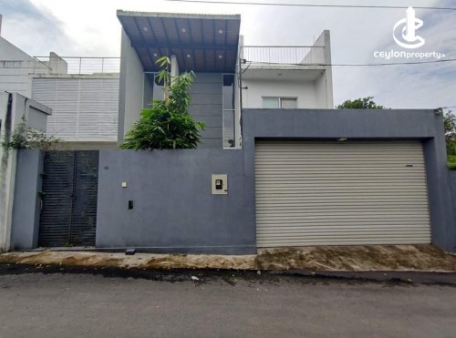 House for Sale in Maharagama - 08 P Land with 02 Storied 03 BR House for Sale in Maharagama