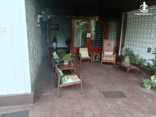 Land for Sale in Rajagiriya - 16.85 Perch Land with a Livable House for Sale in Rajagiriya