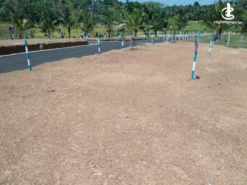 Land for Sale in Meegoda - 02 Blocks of Land (10.7 P + 8.4 P) for Sale in Godagama