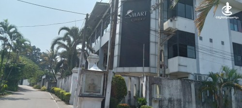 Commercial Property for Sale in Kiribathgoda - 04 Storied Commercial Building for Sale in Kiribathgoda