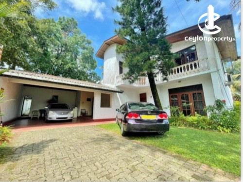 House for Sale in Battaramulla - 16 P Land with 2 Storied 4 BR House for Sale at Battaramulla