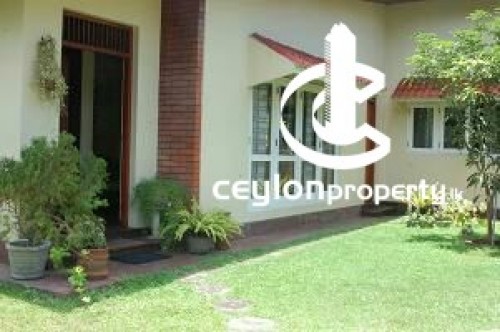 Land for Sale in Colombo 5 (Narahenpita,Havelock Town,Kirulapona North) - 15 Perch Land with an Old House for Sale in Colomb…