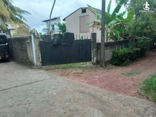 Land for Sale in Dehiwala - 09 Perch Bare Land for Sale at Bellanwila, Dehiwala