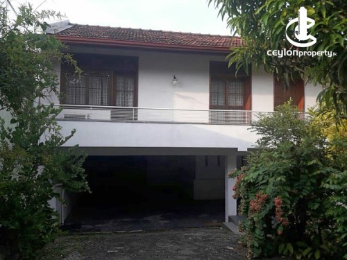 Land for Sale in Nugegoda - Nugegoda, Ekanayake Mawatha 22.1 Perches of Land with 02 Houses for Sale