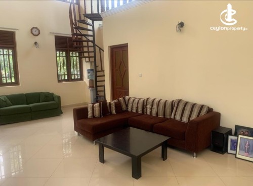 House for Sale in Kotikawatta - Spacious Solid House for Sale at Kotikawatta