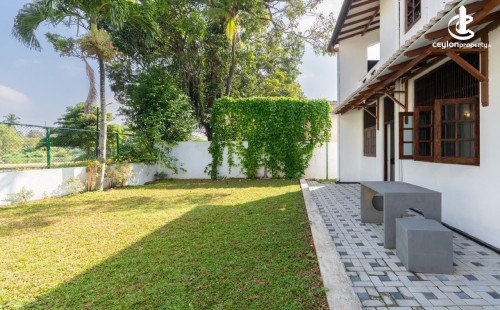 House for Sale in Nugegoda - Delkanda - Nugegoda 02 Storied House on 17 Perches of Land for Sale
