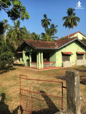 Land for Sale in Tangalla - Tangalle on the bordering to Dickewella 45 Perches of Land with a House (Direlic Nanayakkara Wal…