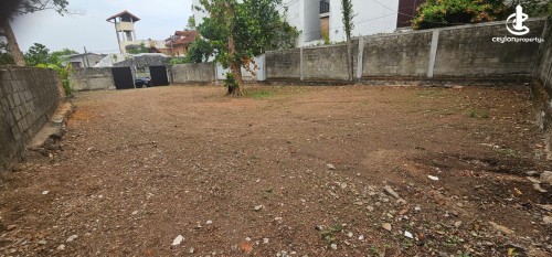 Land for Sale in Pita Kotte - Pitakotte Epitamulla Road 18.5 Perches top residential Land for Immediate Sale